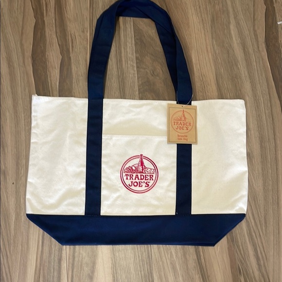 NWT Trader Joe’s Reusable Tote Bag - Picture 1 of 6